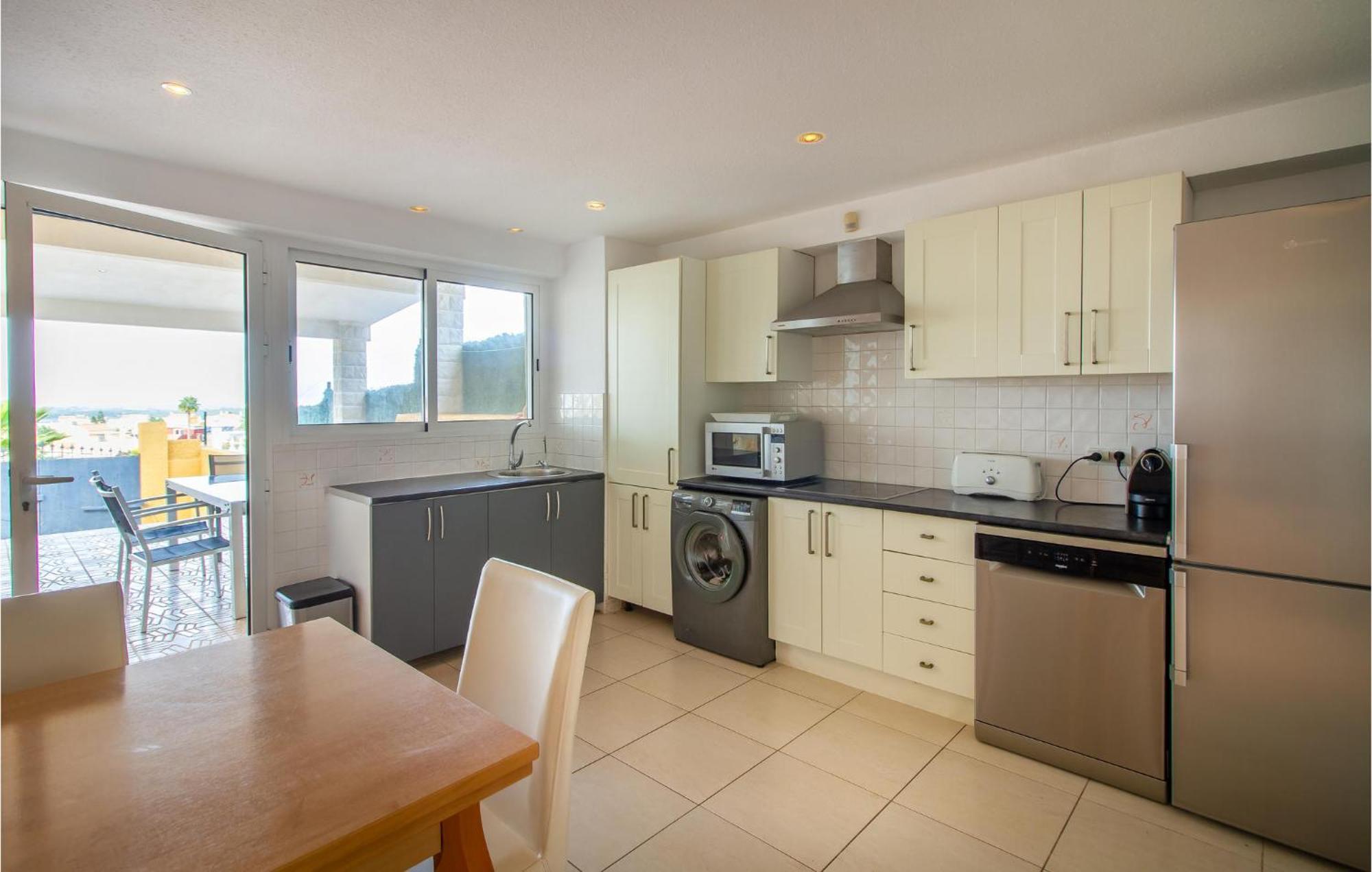 סנטה פולה Beautiful Home In Gran Alacant With Kitchen מראה חיצוני תמונה