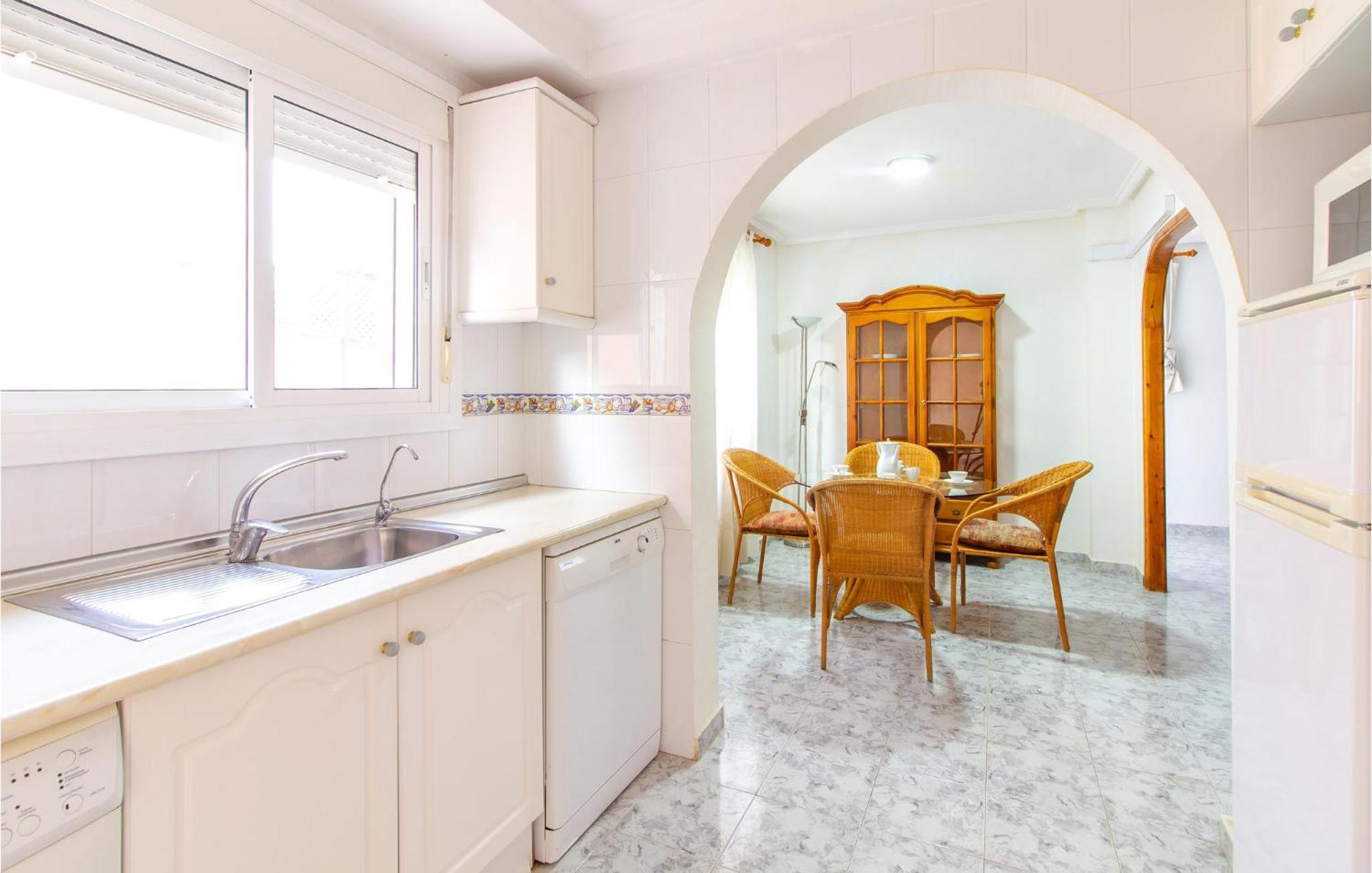 סנטה פולה Beautiful Home In Gran Alacant With Kitchen מראה חיצוני תמונה